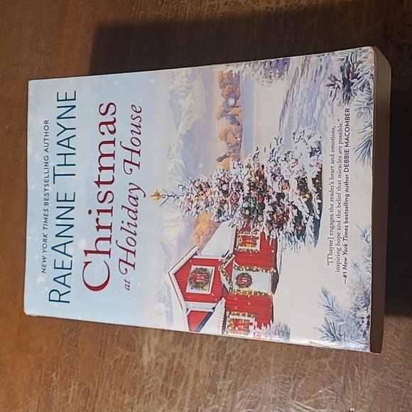 RaeAnne Thayne Sleigh Bells Ring & Christmas At Holiday House Paperbacks - Picture 4 of 6